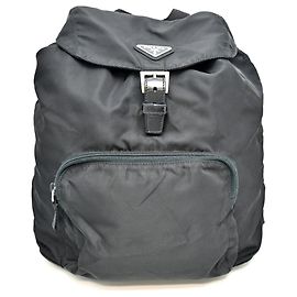 Zaino in nylon Prada per donne Nero