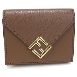 Fendi Tri-fold Wallet in Brown Leather Brown