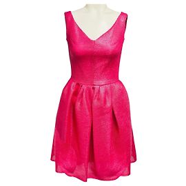 Vestido de coquetel rosa sem mangas em V da Carven Rosa