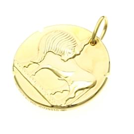 Van Cleef & Arpels 18K Yellow Gold Zodiac Medal Tauri Pendant Necklace Golden