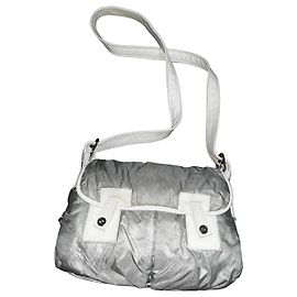 Céline Celine Bolsa de ombro em nylon prateado e couro branco Prata Branco