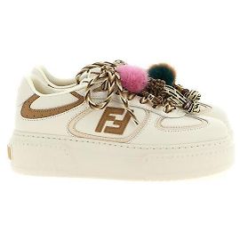 Fendi Leder Low-Top Plattform Charm Sneakers Braun