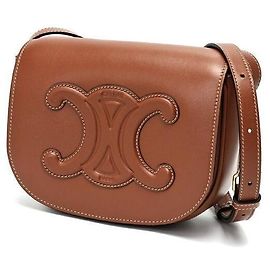 Céline Bolsa Triomphe Folco em couro de bezerro liso Marrom