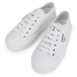 Prada Sneakers in pelle verniciata Bianco
