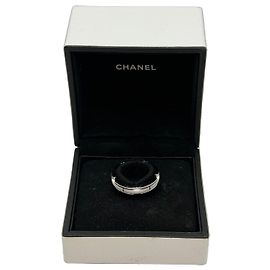 Chanel White Ceramic Ultra Ring Condition White