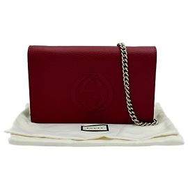 Gucci Bolsa transversal de corrente Soho em couro vermelho Vermelho