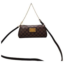 Louis Vuitton Clutch Damier Eva Marrone