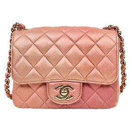Chanel Pequena Bolsa de Ombro com Corrente Rosa