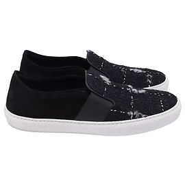 Baskets Slip-On en Suède Noir avec Accent en Tweed Chanel Noir