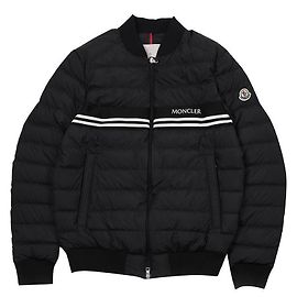 Moncler Chaqueta corta acolchada Negro