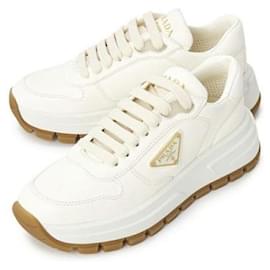Prada Leder-Sneaker Weiß