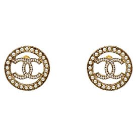 Chanel Orecchini Pearl CC D'oro