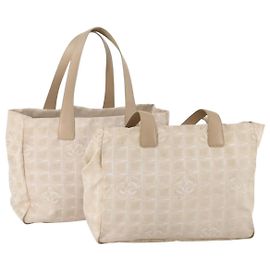 CHANEL Nuova Linea da Viaggio Borsa Tote Nylon 2 Set Beige CC Auth ti3894 Beige