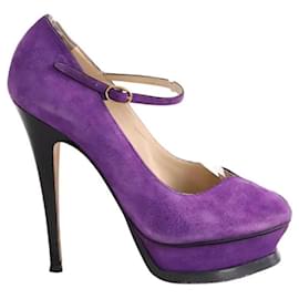 Yves Saint Laurent Violette Absätze Lila