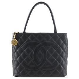 Sac Medallion en Cuir Caviar Noir de Chanel Noir