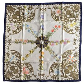 Lenço Hermès Arabesques Seda Azul Marinho Multicor