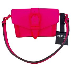 Bolsa Versus Versace em couro rosa fluorescente Fuschia