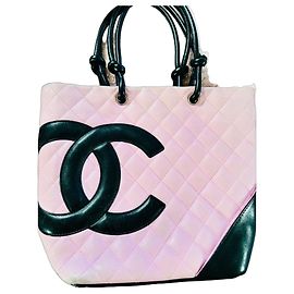Bolsa Chanel Cambon em couro acolchoado rosa Rosa