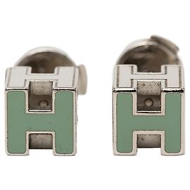 Boucles d'oreilles Hermès Cube Push Back en émail plaqué palladium vert Vert Vert clair