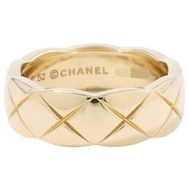 Anello Medio Coco Crush di Chanel D'oro
