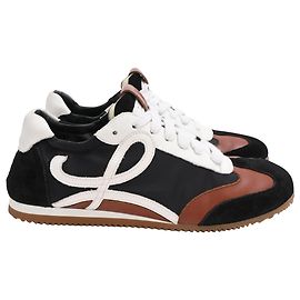 Baskets Loewe Flow Runner en daim noir Noir