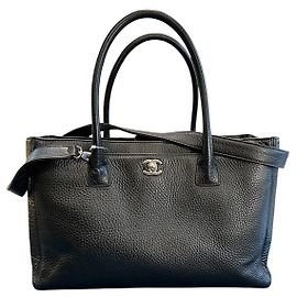 Bolsa Executiva Cerf Média em Couro de Bezerro Chanel 2014 Outro