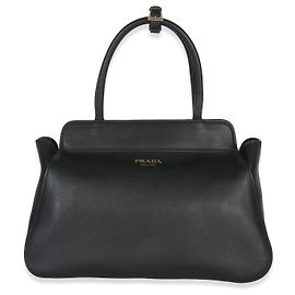 Prada Sac Medium en Cuir Grainé Noir Noir