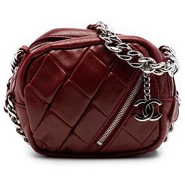 Chanel Red CC Quilted Lambskin Camera Bag Red Dark red