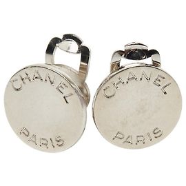 Orecchini a clip in metallo argento Chanel Argento