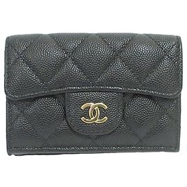 Portafoglio classico piccolo matelassé in caviar Chanel Nero
