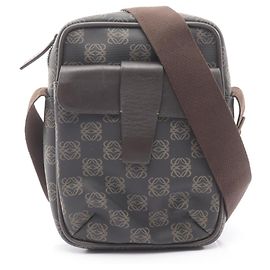 Bolsa de Ombro Anagram Repeat da Loewe Marrom
