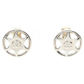 Brincos Clip Coco Mark da Chanel Prata
