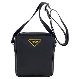 Borsa a tracolla in nylon nero con logo Prada Nero