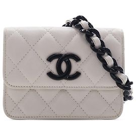 Chanel Gürteltasche My Everything aus gestepptem Caviar in Weiß Weiß