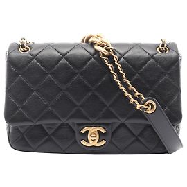 Chanel Black CC gestepptes Lammleder mit Kontrastnähten Single Flap Schwarz