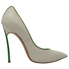 Escarpins Casadei Blade Heel em couro de bezerro branco Branco Cru