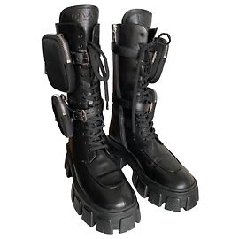 Prada Monolith Combat Boots Pelle Nera Nero