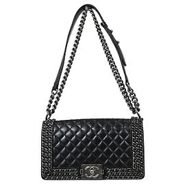 Bolsa Chanel Boy Flap Matelassê em Pele de Vitelo Glaciada Novo Medium Preto