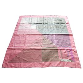 Carré Christian Dior em seda 75x77 cm com caixa Rosa