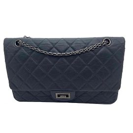 Chanel gesteppte Lederhandtasche in Schwarz Schwarz