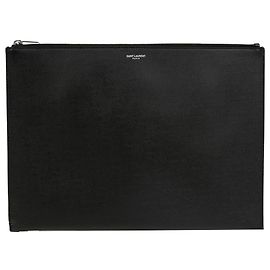 Saint Laurent Clutch Grande Clássica Prata Metálico