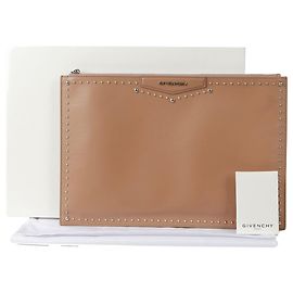 Givenchy Pochette Antigona Large Stud Rose