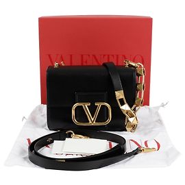 Valentino Garavani Bolsa transversal de ombro com logo e tachas Preto
