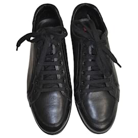 Prada Stringate in pelle nera Nero