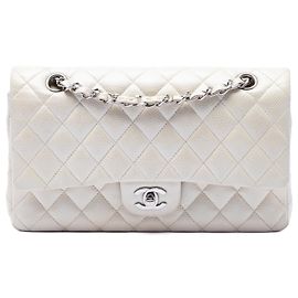 Chanel White Medium Classic Caviar Double Flap Branco Cru