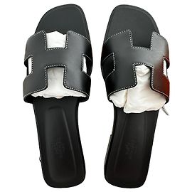 Hermès Oran Leather Sandals Black Black
