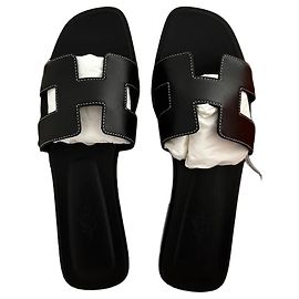 Sandali Hermès Oran in pelle nera Nero
