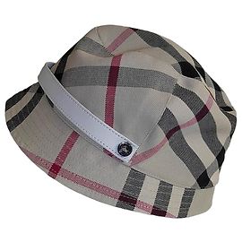 Burberry Vintage Check Bucket Hat Bege