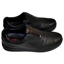 Mocassini in pelle nera Prada Nero