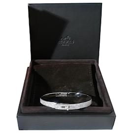 Hermès Love Horse Kelly Diamond Bracelet in White Gold Silvery